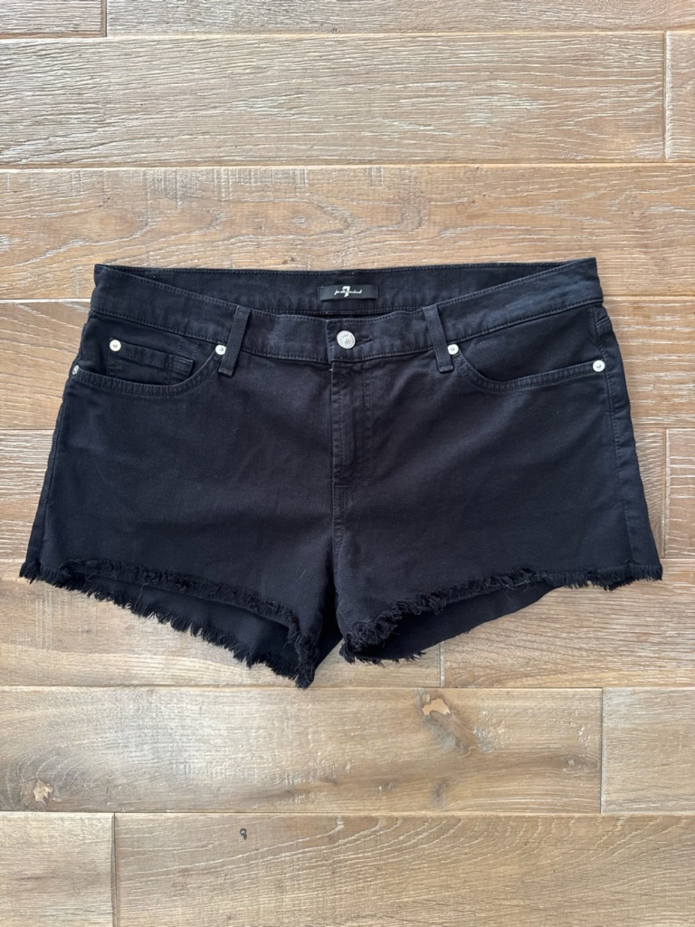 7 For All Mankind Black Frayed Hem Women’s Denim Shorts - Picture 2 of 3